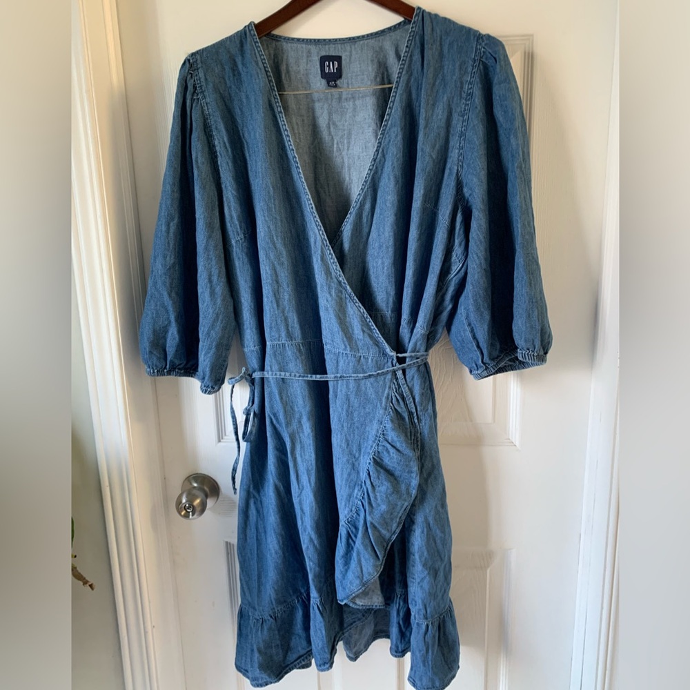 ☀️ 3/$20 GAP Denim Wrap Dress XL